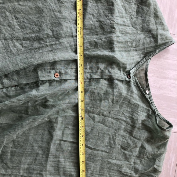 Brand new summer top - Picture 3 of 3